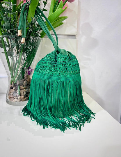 Bombonera crochet flecos esmeralda | Paraiso