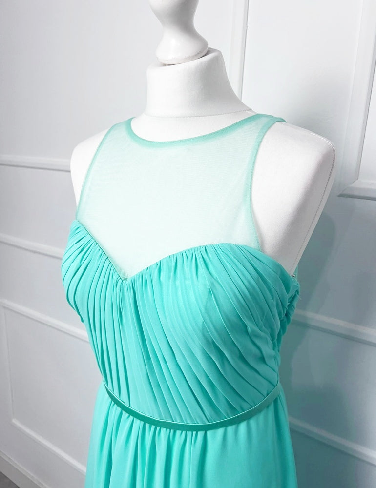Vestido cuerpo plisado